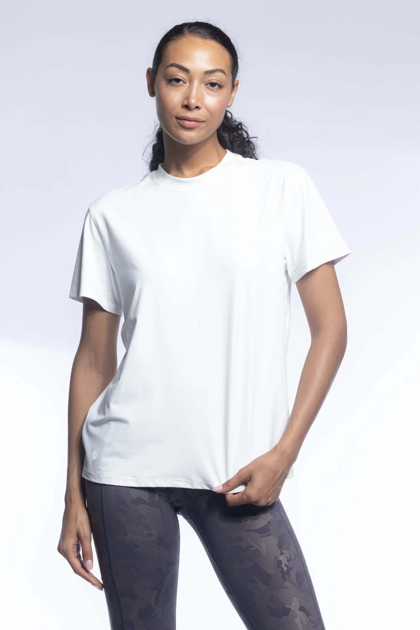 Byrna Alexo Athletica Boyfriend Performance Tee - Image 4
